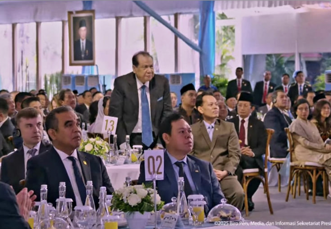 0D6A2858-0467-47AE-AE11-C999993E212F